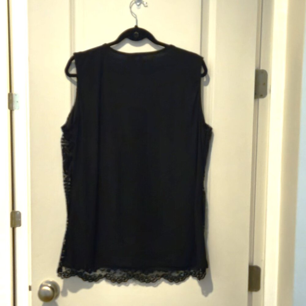 New Directions black lacey sleeveless top, XL, NWT!